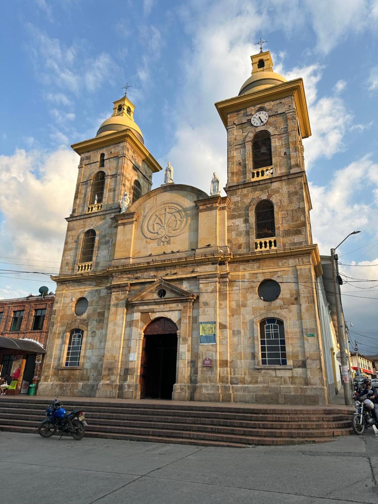 El Patriarca Hotel Sasaima Exterior photo